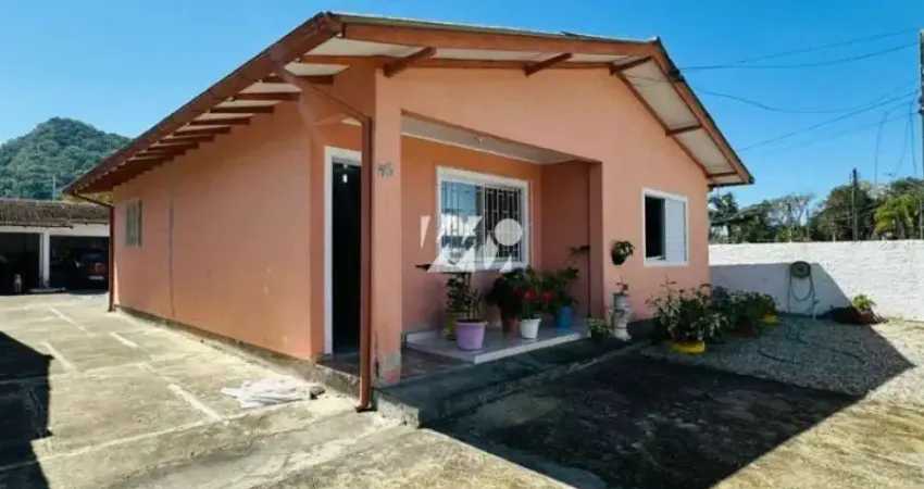 Casa com 3 quartos à venda na Rua Manoel Ferminio da Silva, 95, São Sebastião, Palhoça