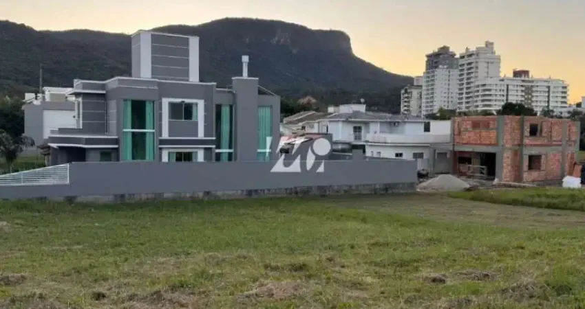 Terreno à venda na Rua do Bunganvília, 04, Pedra Branca, Palhoça