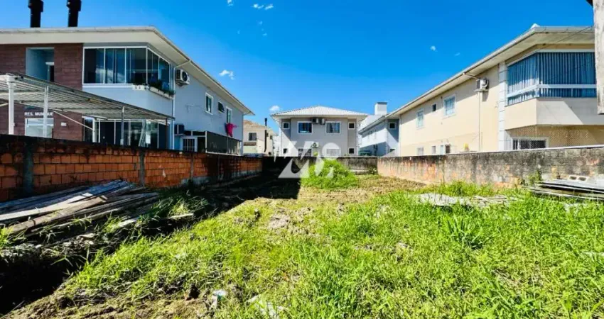 Terreno à venda na Rua Adelina Vargas Petzold, s/n, Nova Palhoça, Palhoça