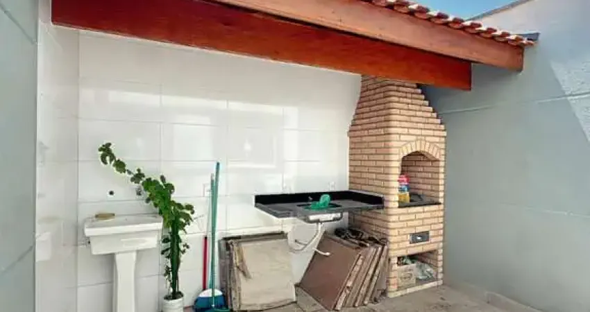 Sobrado moderno com 3 quartos, suíte e 2 vagas – conforto e elegância