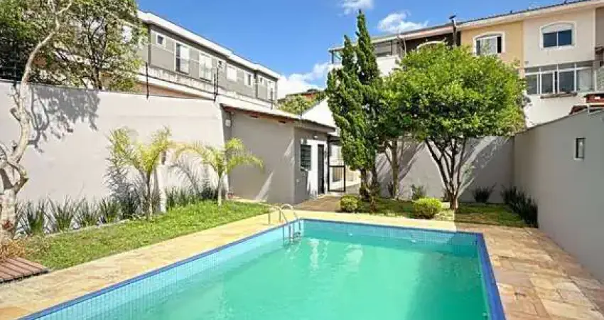 Sobrado alto padrão com piscina e 5 vagas na parada inglesa – 1.850.000