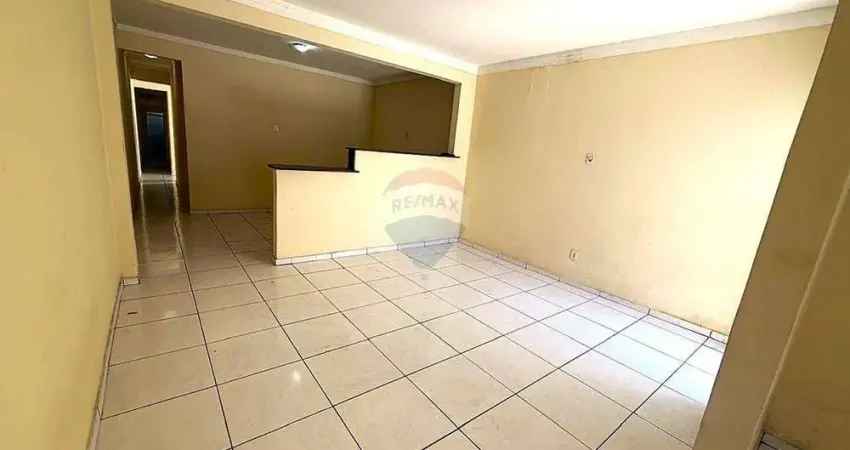 Casa com 3 quartos à venda no Centro, Aracaju