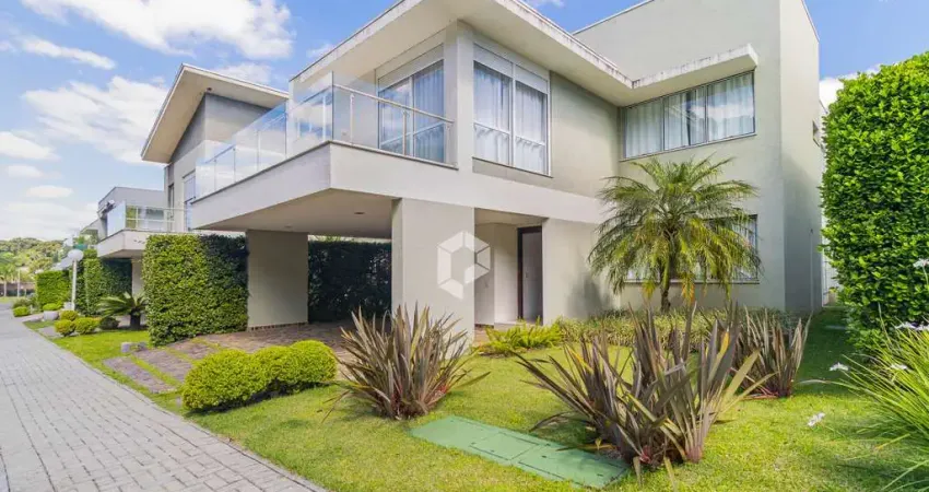 Casa em condomínio fechado com 4 quartos para alugar na Rua Eduardo Sprada, 1872, Campo Comprido, Curitiba