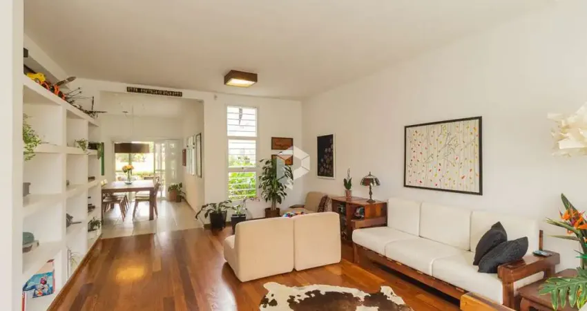 Casa com 4 quartos à venda na Rua Lívio Moreira, 550, São Lourenço, Curitiba