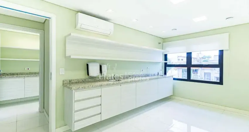 Sala comercial no Rebouças