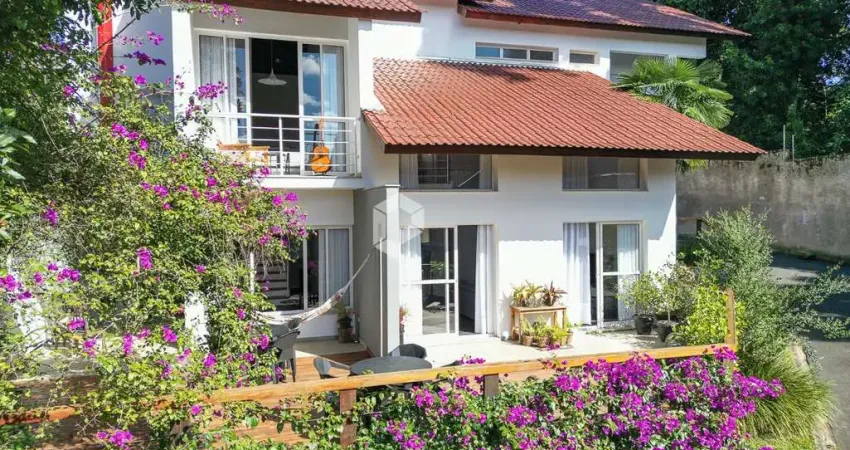 Casa em condomínio fechado com 3 quartos à venda na Rua Mateus Leme, 5273, São Lourenço, Curitiba