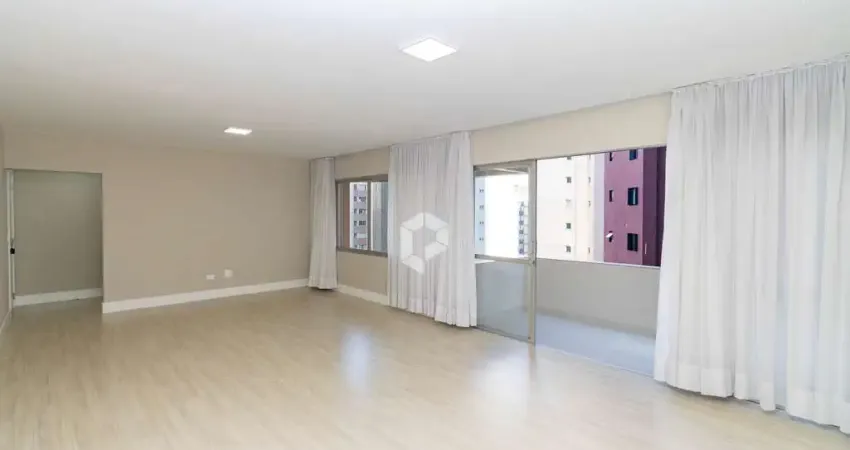 Apartamento com 3 quartos para alugar na Rua Coronel Dulcídio, 1080, Batel, Curitiba