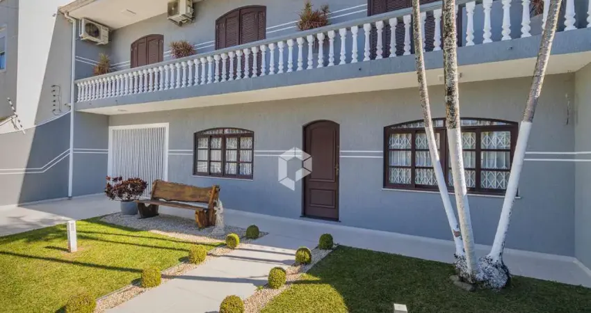 Casa com 4 quartos à venda na Rua Câmara Júnior, 906, Jardim das Américas, Curitiba
