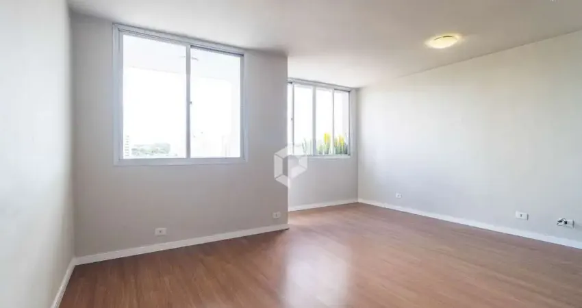 Apartamento com 2 quartos para alugar na Rua Lysimaco Ferreira da Costa, 225, Centro Cívico, Curitiba