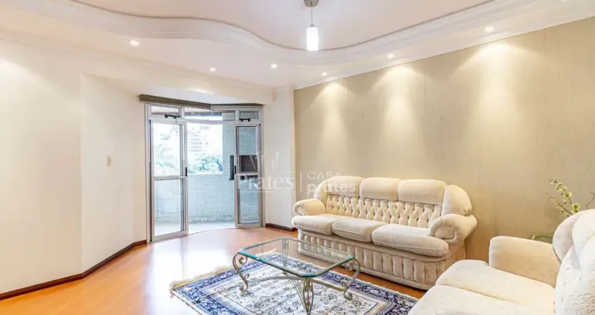 Apartamento com 3 quartos para alugar na Rua Bento Viana, 363, Água Verde, Curitiba