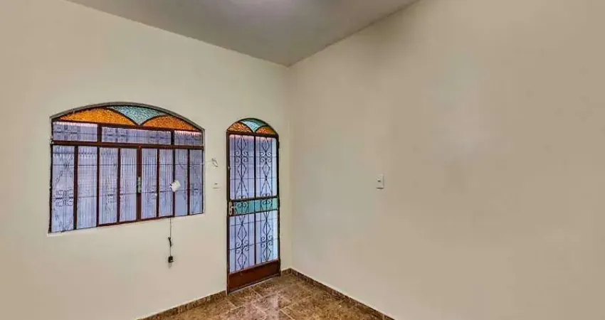 Casa à venda, 3 quartos, 4 vagas, Icaraí - Divinópolis/MG