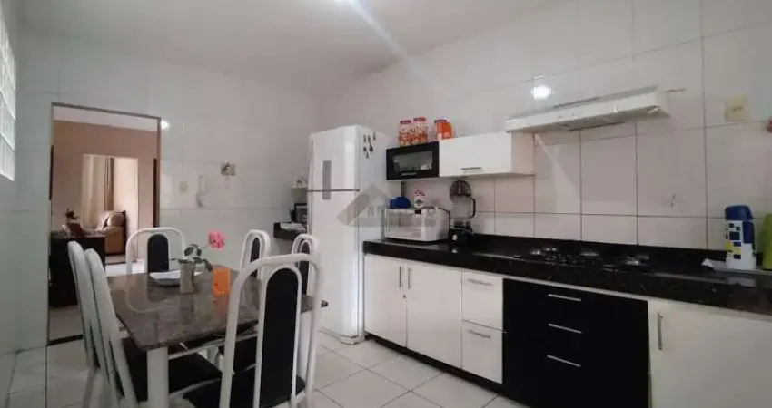 Apartamento à venda, 3 quartos, 1 suíte, 1 vaga, Manoel Valinhas - Divinópolis/MG