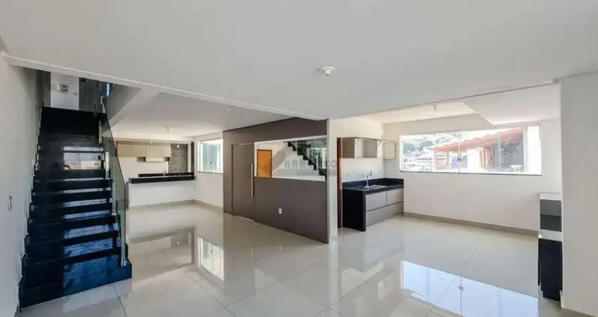 Apartamento Cobertura à venda, 3 quartos, 1 suíte, 3 vagas, Sidil - Divinópolis/MG