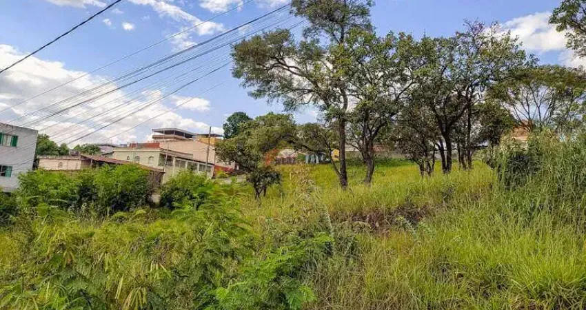 Terreno à venda no São Luís, Divinópolis 