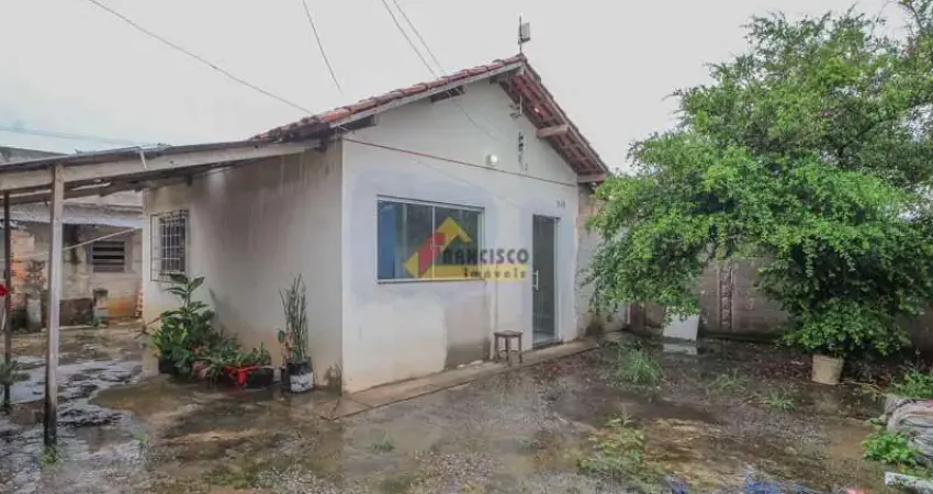 Casa à venda, 2 quartos, 3 vagas, Paraíso - Divinópolis/MG