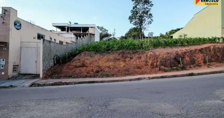 Terreno à venda no Quintino, Divinópolis 