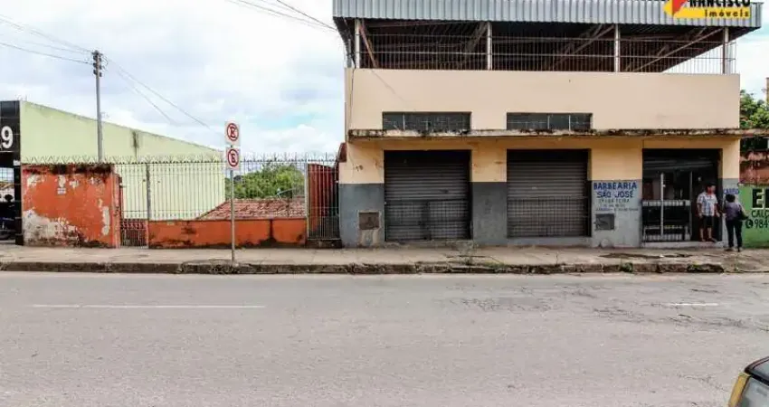 Casa à venda, 7 quartos, Niterói - Divinópolis/MG