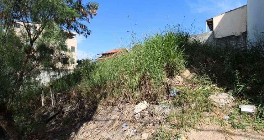Terreno à venda no Bom Pastor, Divinópolis 