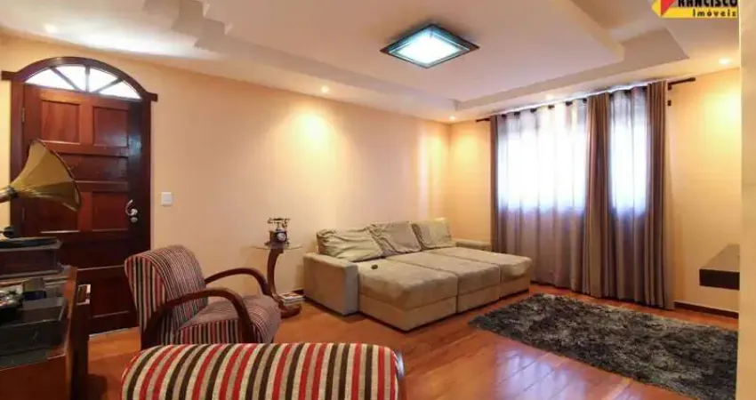 Casa à venda, 4 quartos, 1 suíte, 4 vagas, LP Pereira - Divinópolis/MG