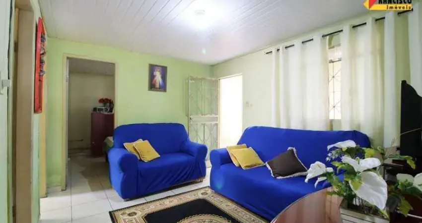Casa à venda, 6 quartos, 1 vaga, Orion - Divinópolis/MG