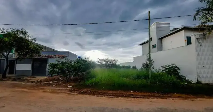 Terreno à venda no Realengo, Divinópolis 