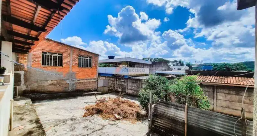Lote à venda, 1 vaga, Candelária - Divinópolis/MG
