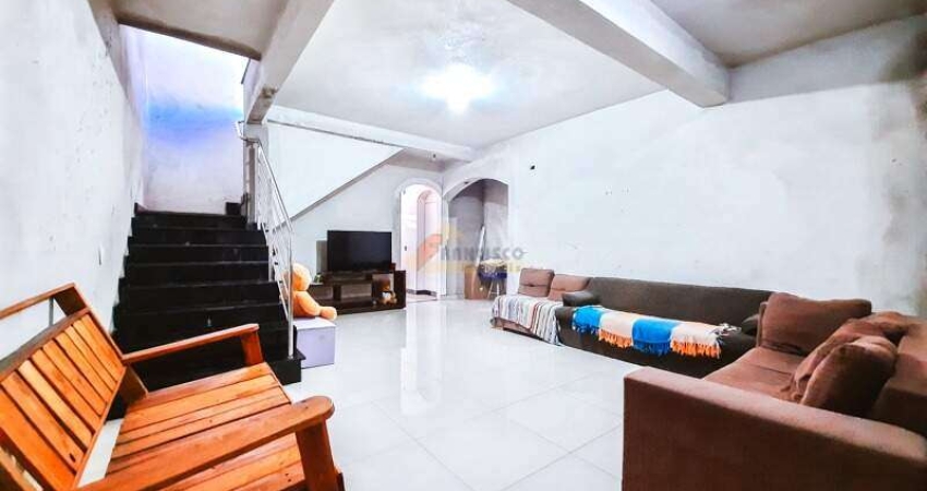 Casa à venda, 4 quartos, 1 suíte, 3 vagas, Dona Rosa - Divinópolis/MG