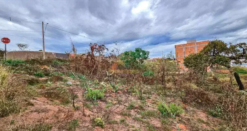 Lote à venda, Residencial Lagoa Park - Divinópolis/MG