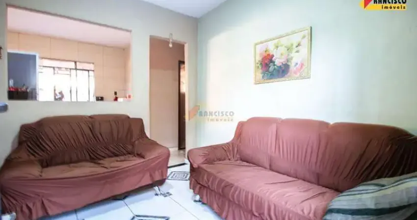 Casa à venda, 3 quartos, 2 vagas, Nossa Senhora das Graças - Divinópolis/MG
