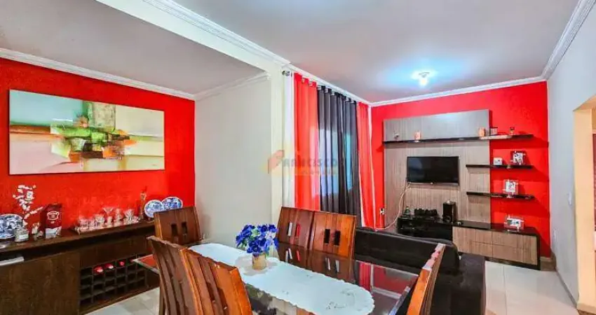 Casa à venda, 3 quartos, 2 vagas, Centro - Divinópolis/MG