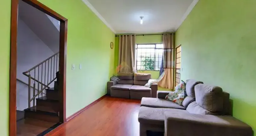 Casa à venda, 5 quartos, 1 suíte, 6 vagas, Alvorada - Divinópolis/MG
