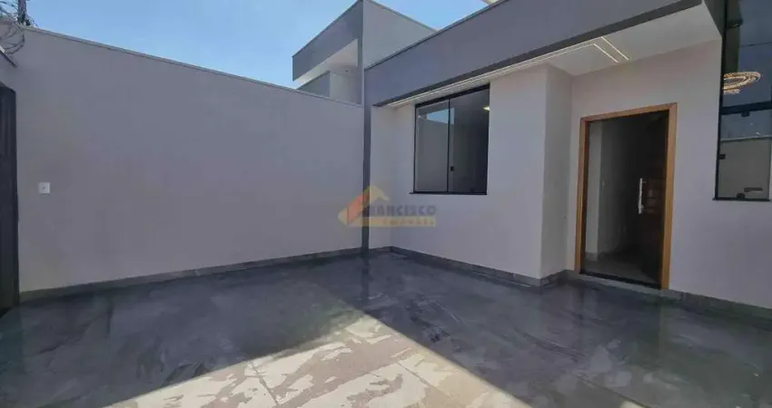 Casa à venda, 3 quartos, 1 suíte, 2 vagas, Fábio Notini - Divinópolis/MG