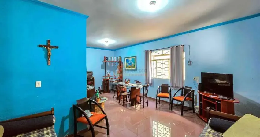 Casa à venda, 3 quartos, 1 suíte, 3 vagas, Doutor José Thomaz - Divinópolis/MG