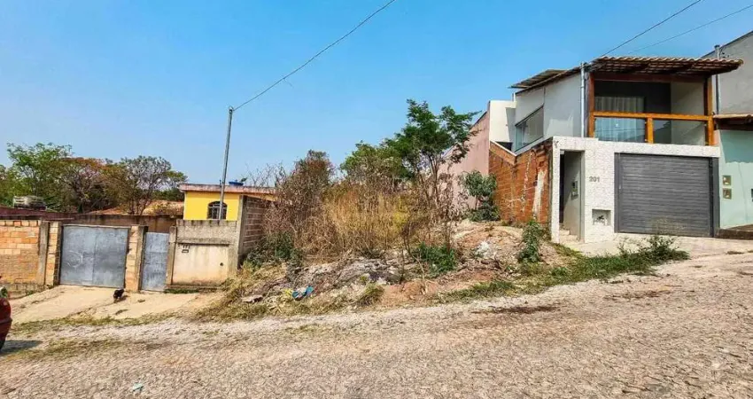 Terreno à venda no Floresta, Divinópolis 