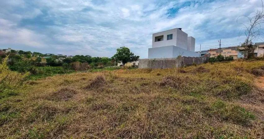 Lote à venda, Davanuze - Divinópolis/MG
