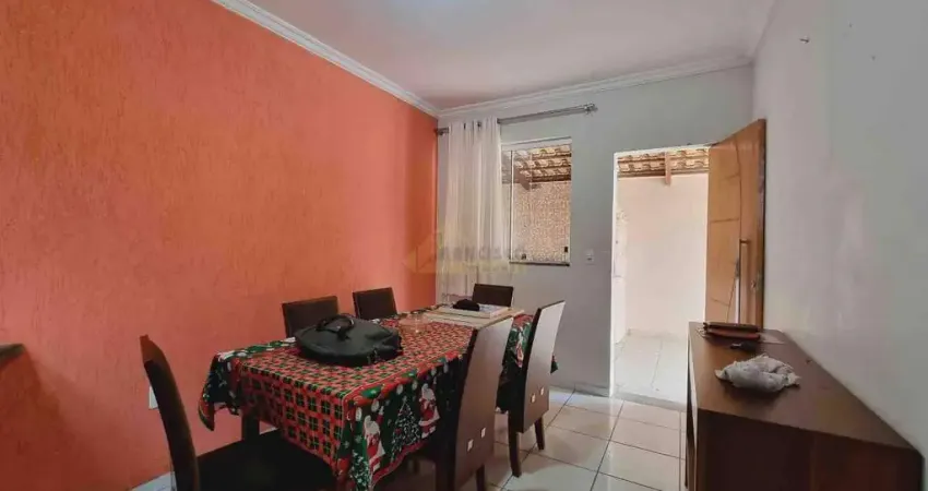 Casa à venda, 3 quartos, 2 vagas, Casa Nova - Divinópolis/MG