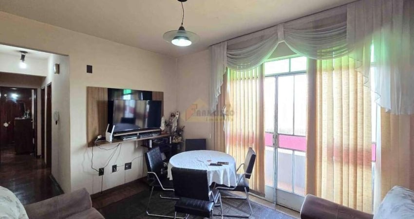 Apartamento à venda, 3 quartos, 1 suíte, 1 vaga, Centro - Divinópolis/MG