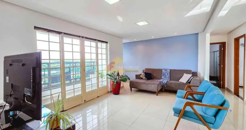 Apartamento à venda, 3 quartos, 1 suíte, 2 vagas, Belvedere - Divinópolis/MG