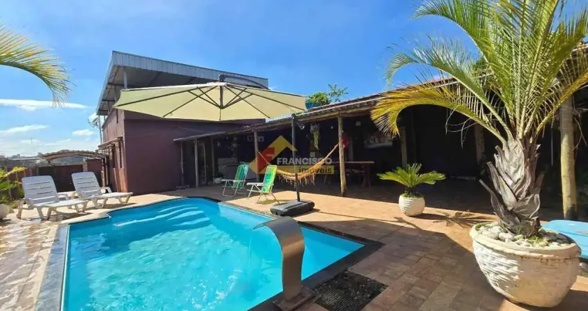 Casa à venda, 3 quartos, 1 suíte, 2 vagas, Maria Peçanha - Divinópolis/MG