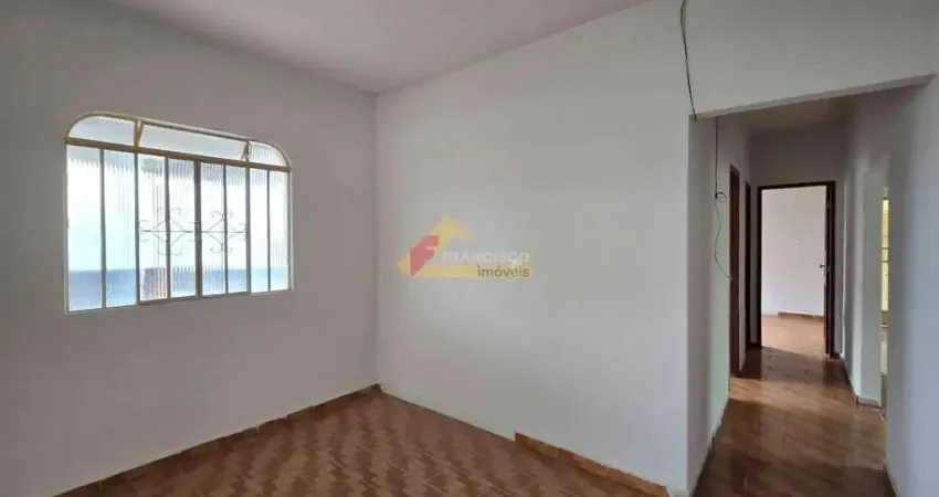 Casa à venda, 3 quartos, 5 vagas, São Luís - Divinópolis/MG