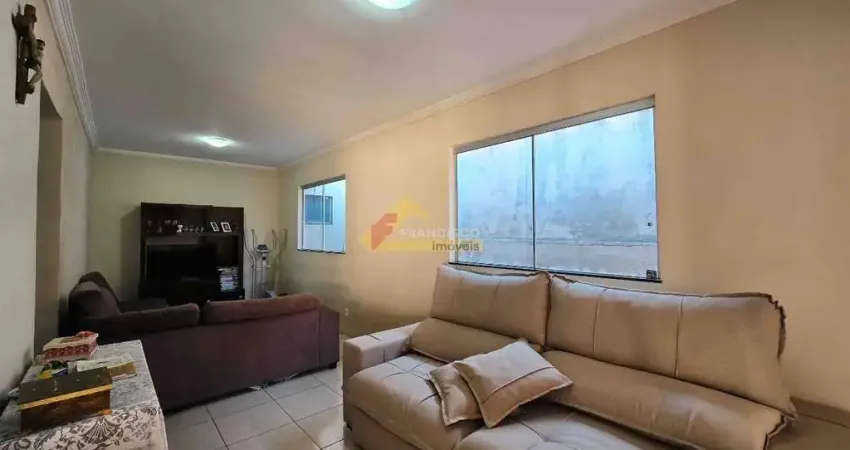 Casa à venda, 3 quartos, 1 suíte, 2 vagas, Walchir Resende - Divinópolis/MG