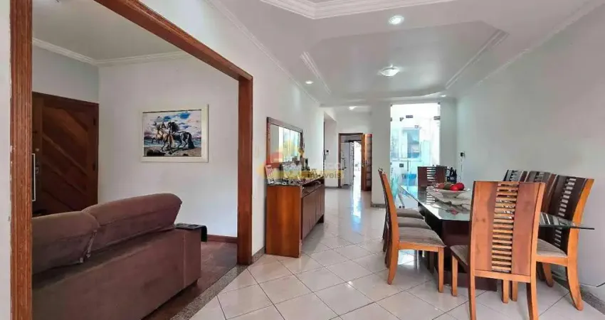 Casa à venda, 3 quartos, 1 suíte, 2 vagas, Sidil - Divinópolis/MG