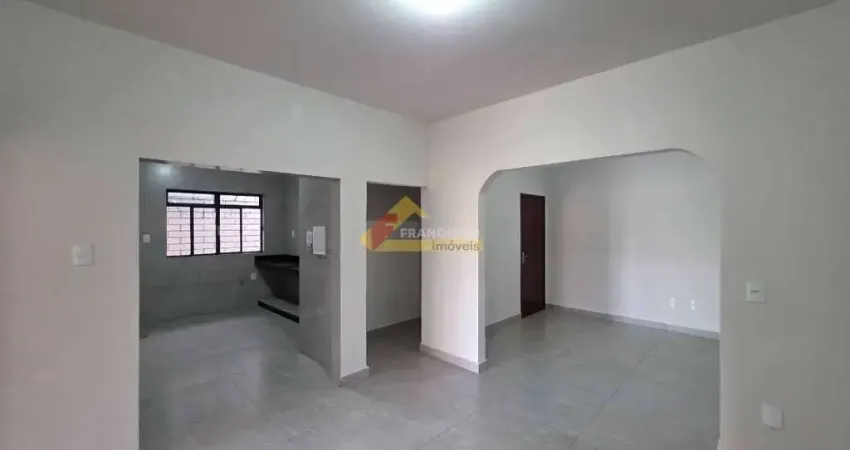 Casa à venda, 3 quartos, 1 suíte, 1 vaga, Niterói - Divinópolis/MG