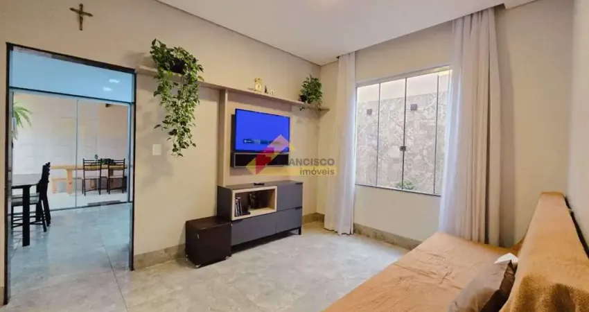 Casa com 3 quartos à venda no São José, Divinópolis