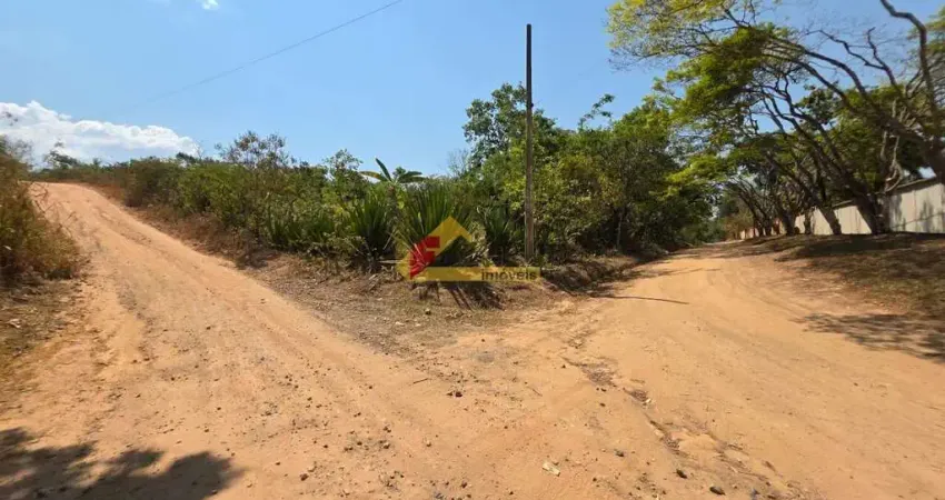 Terreno à venda no Cacôco, Divinópolis 