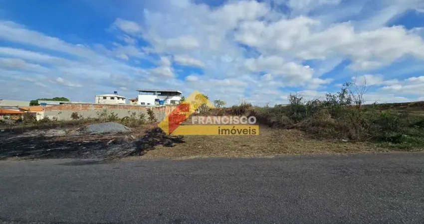 Terreno à venda no Santos Dumont, Divinópolis