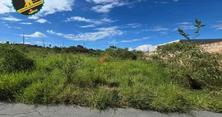Terreno à venda no Residencial Lagoa Park, Divinópolis