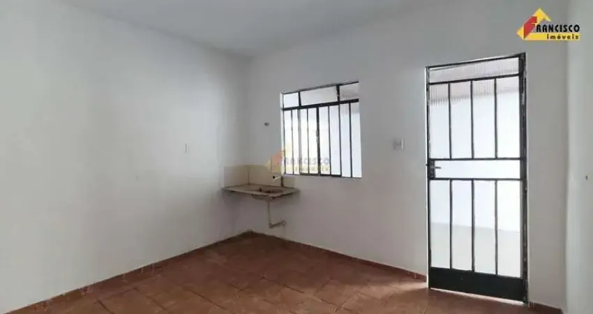 Casa para aluguel, 2 quartos, Morada Nova - Divinópolis/MG