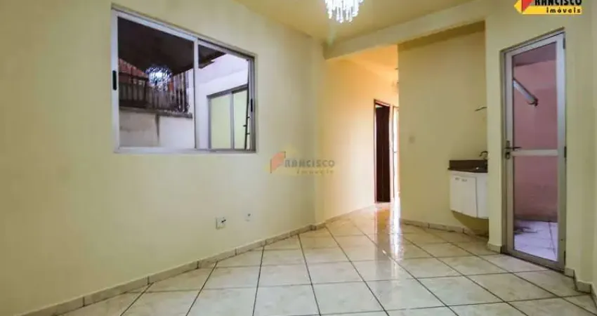 Apartamento para aluguel, 3 quartos, 1 suíte, 1 vaga, Centro - Divinópolis/MG