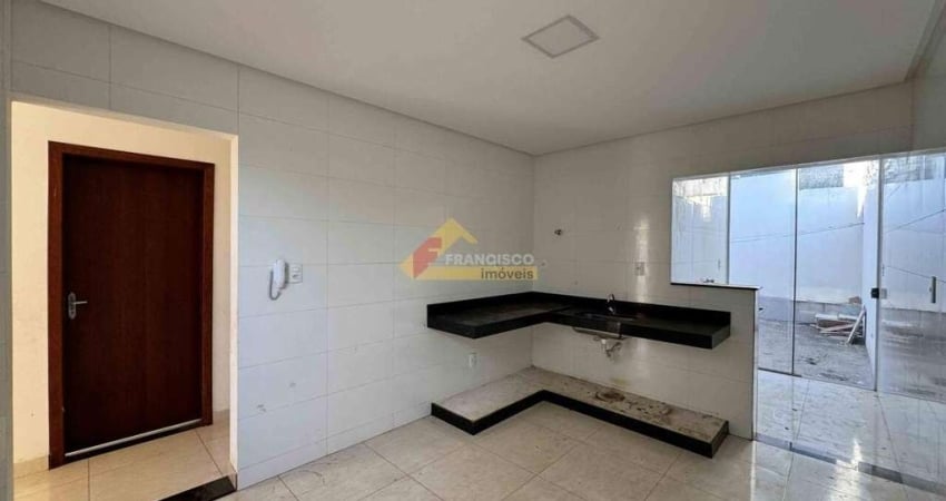 Casa para aluguel, 3 quartos, 1 suíte, 2 vagas, Floresta - Divinópolis/MG